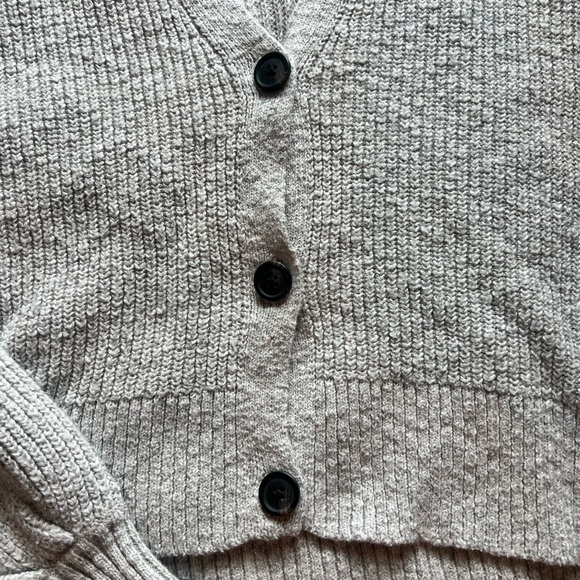 American Eagle Grey Sweater - Picture 2 of 4